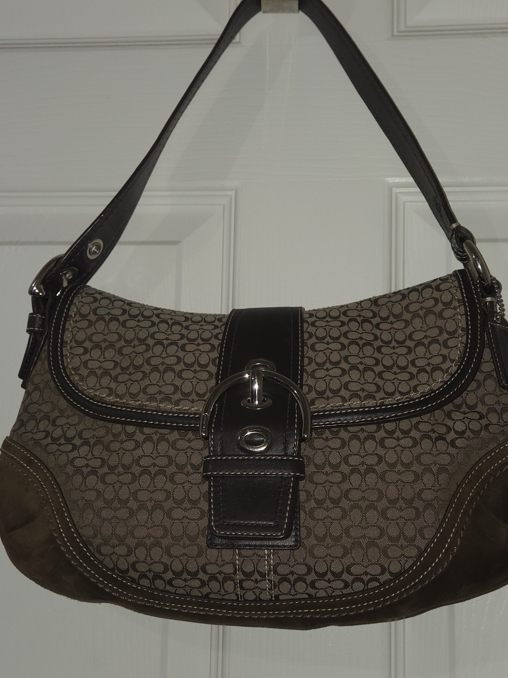 Coach Signature Jacquard Brown Shoulder Bag - Picture 3 of 9